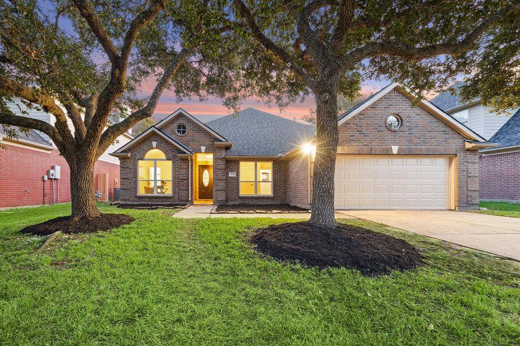 Sugar Land, TX 77479,7326 Maple Run DR