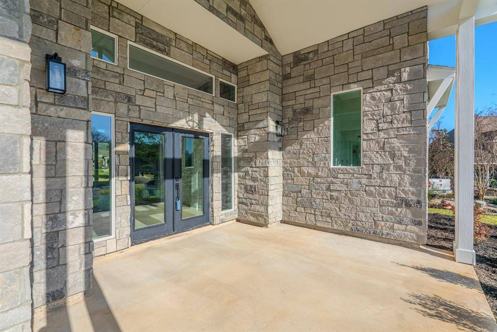 Montgomery, TX 77356,5 Edgewood CIR