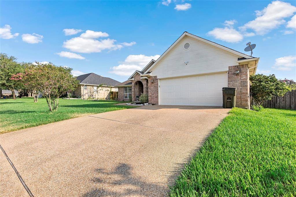 Bryan, TX 77808,2305 Kuykendall CIR