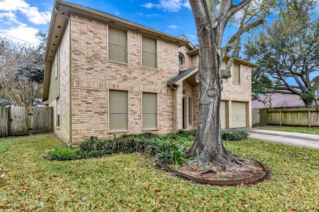 Houston, TX 77083,8235 Paddington Place DR