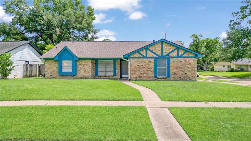Houston, TX 77092,7043 Drowsy Pine DR