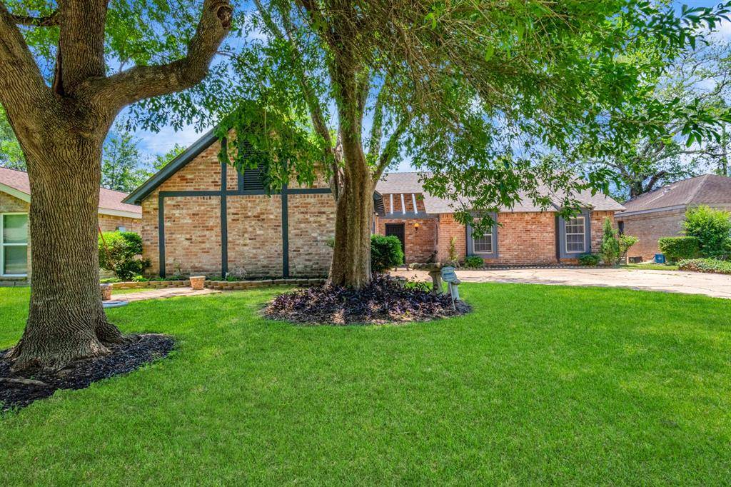 Houston, TX 77077,14215 Locke LN