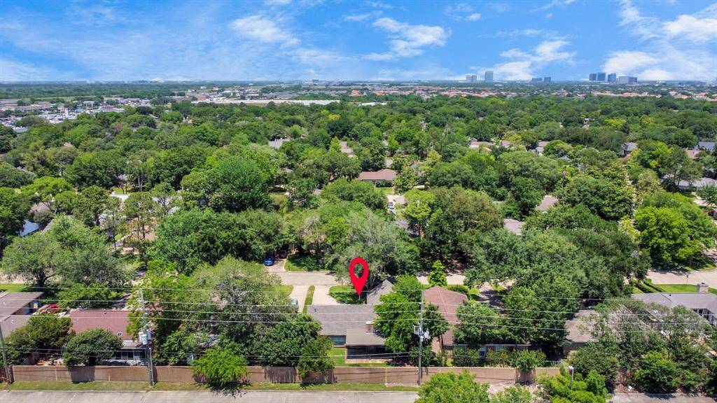 Houston, TX 77077,14215 Locke LN