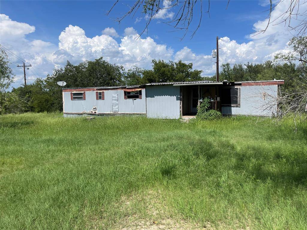 Seguin, TX 78155,390 Bell RD