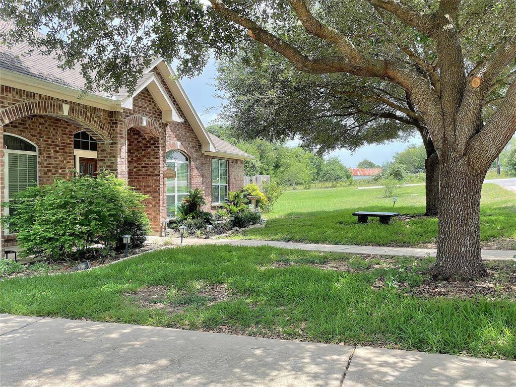 Brenham, TX 77833,1907 Rosenbaum DR