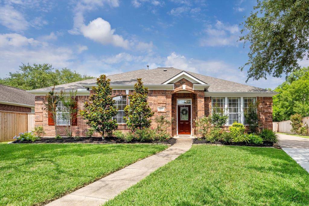 Sugar Land, TX 77479,815 SPRING VALLEY COURT