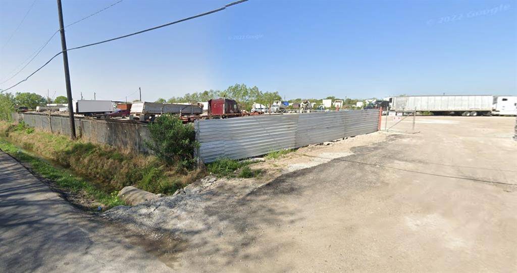 Houston, TX 77048,4729 Fuqua ST