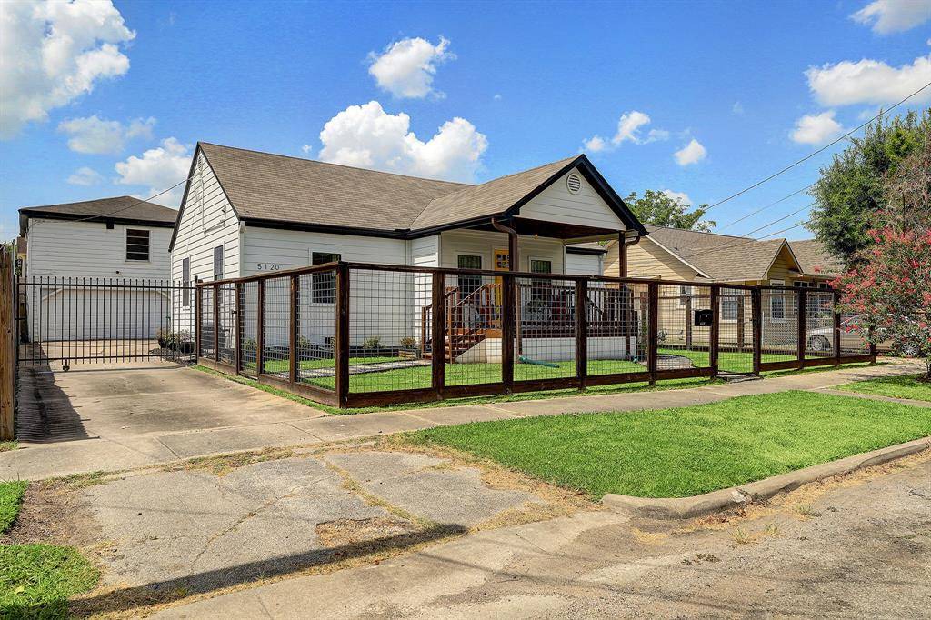 Houston, TX 77023,5120 Leeland ST