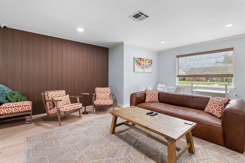 Houston, TX 77008,6727 Lindyann LN