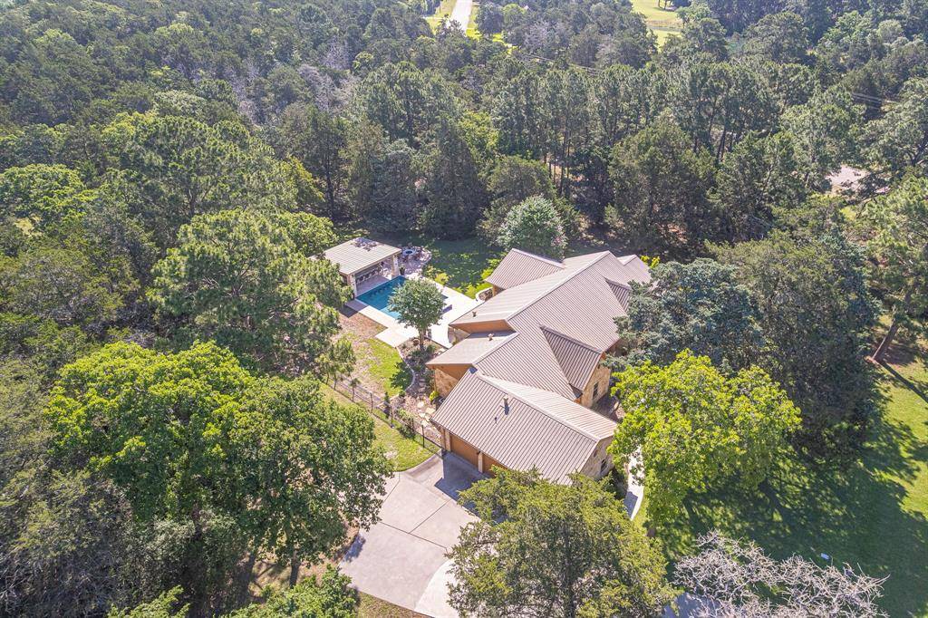 New Ulm, TX 78950,404 Saint Andrews DR