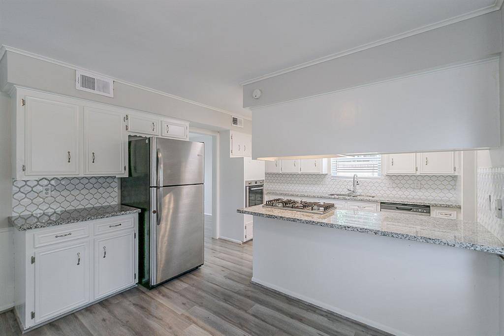 Spring, TX 77388,206 Enchanted River DR