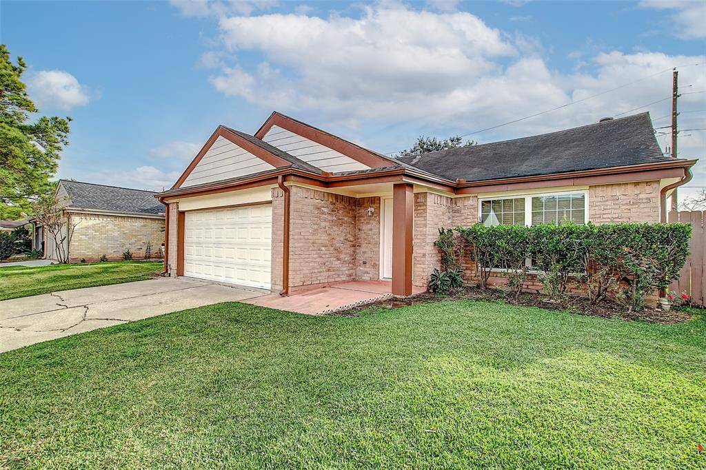 Sugar Land, TX 77478,2211 Sentinal Oaks ST