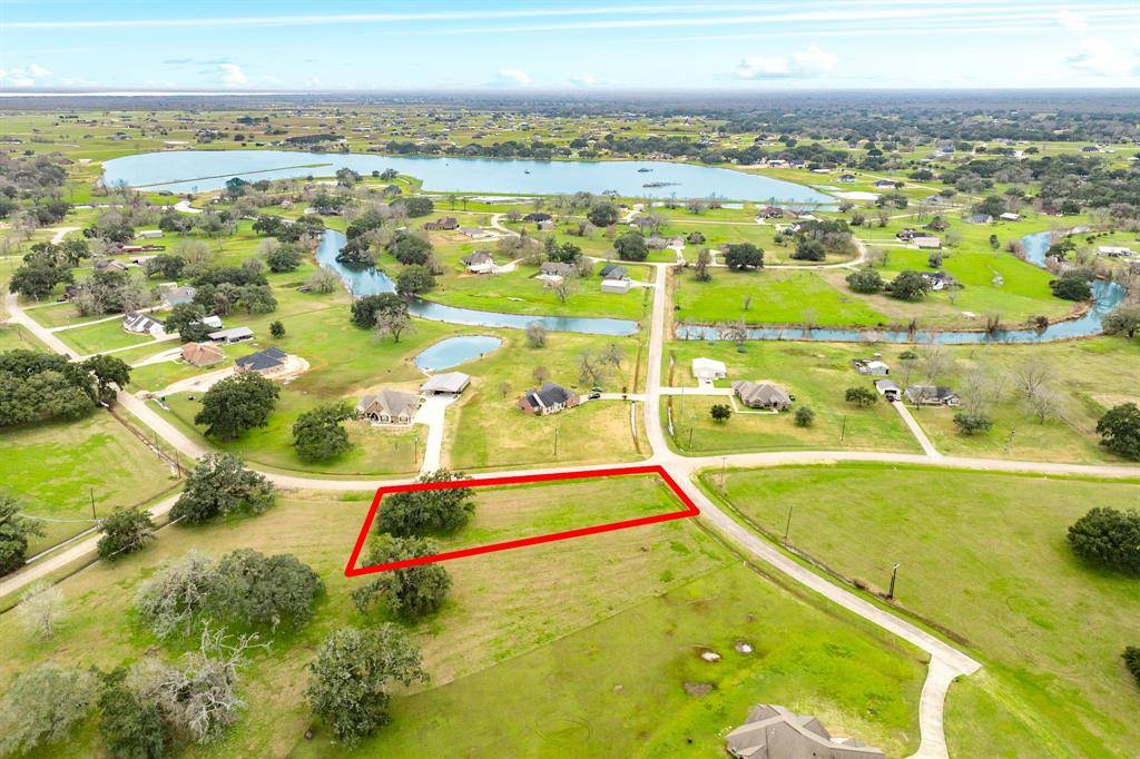 Angleton, TX 77515,425 Rodeo Trail