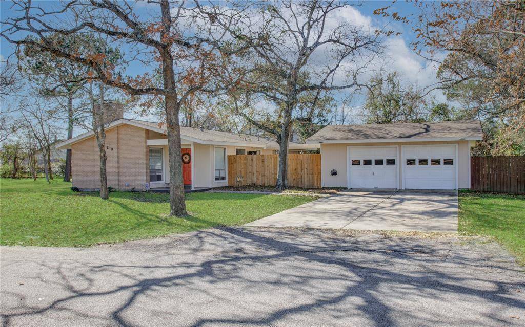La Porte, TX 77571,3120 Carlisle ST