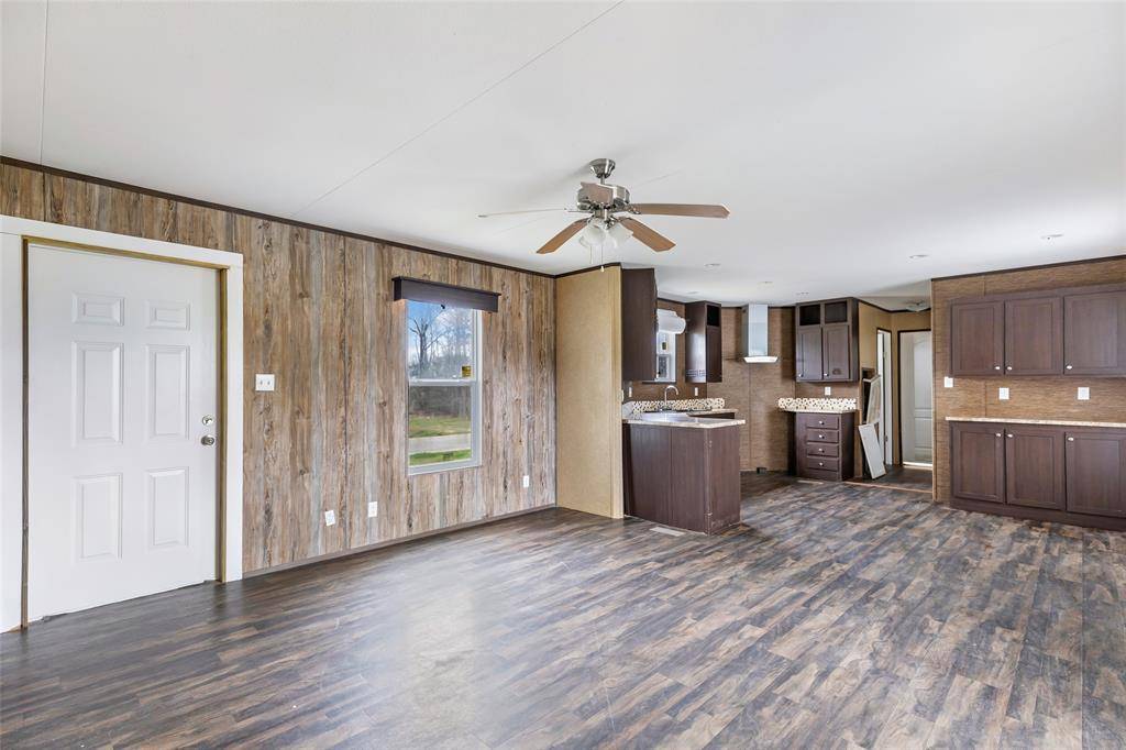 Cleveland, TX 77327,2194 County Road 5017
