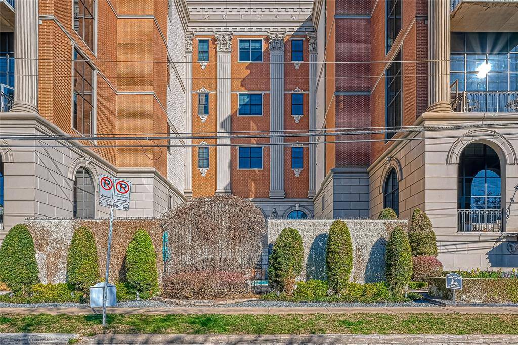 Houston, TX 77019,1025 S Shepherd DR #309
