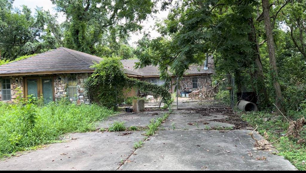 Houston, TX 77088,8308 De Priest ST