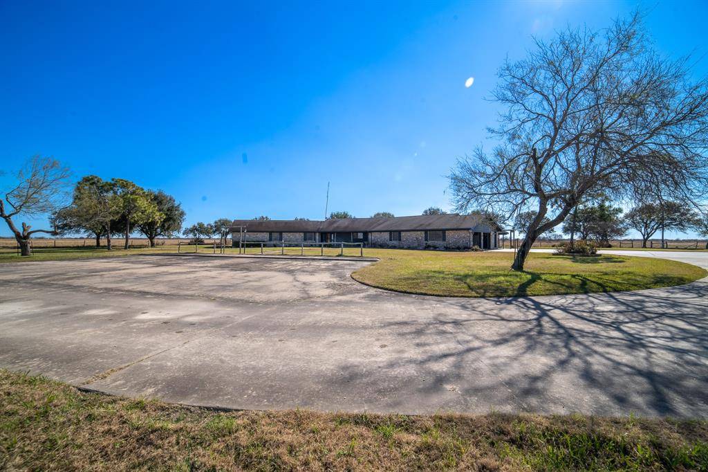 Palacios, TX 77465,1503 CR 322 RD