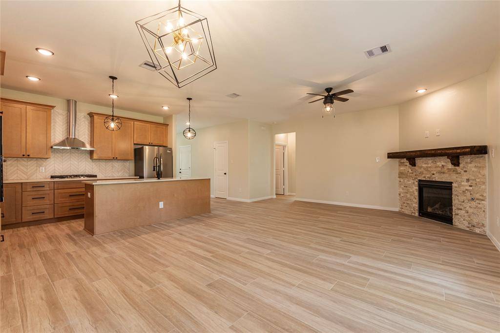 Santa Fe, TX 77517,14602 W 6th ST