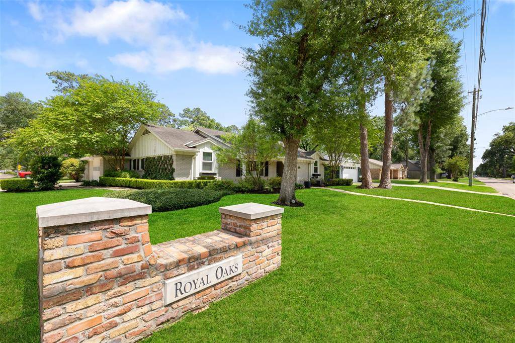 Houston, TX 77043,1534 Conrad Sauer DR