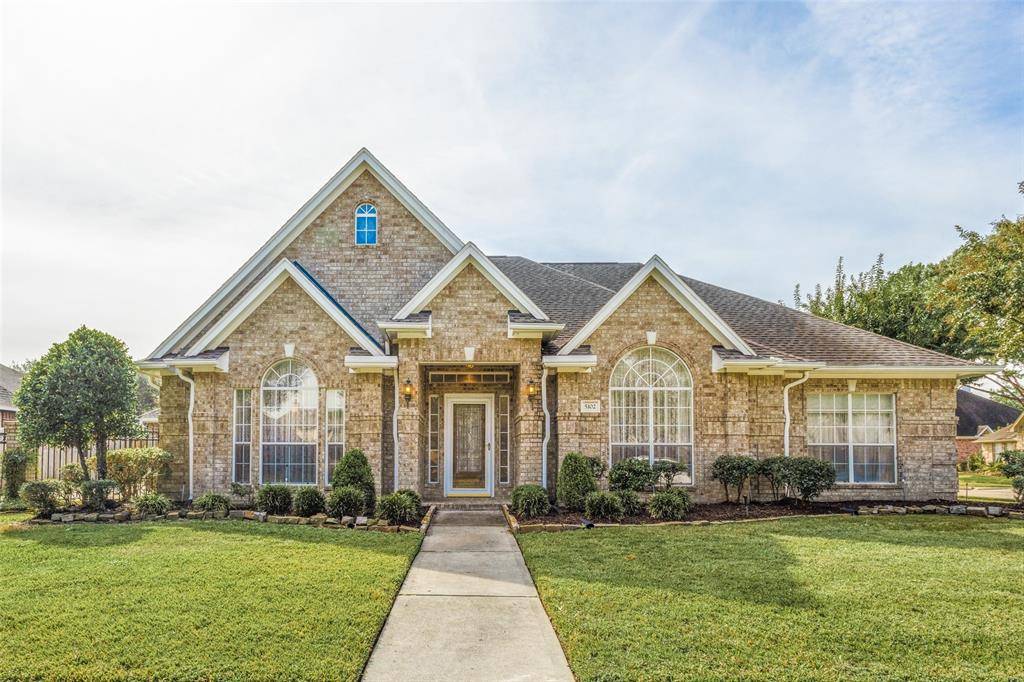 Pasadena, TX 77505,5102 Bay Hill LN