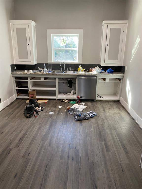 Woodville, TX 75979,401 W Bluff ST