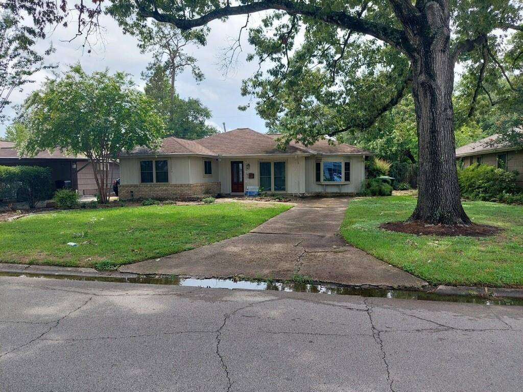 Houston, TX 77055,7511 Janak DR