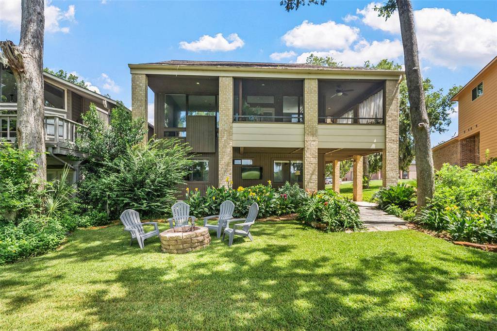 Conroe, TX 77356,100 Cove W