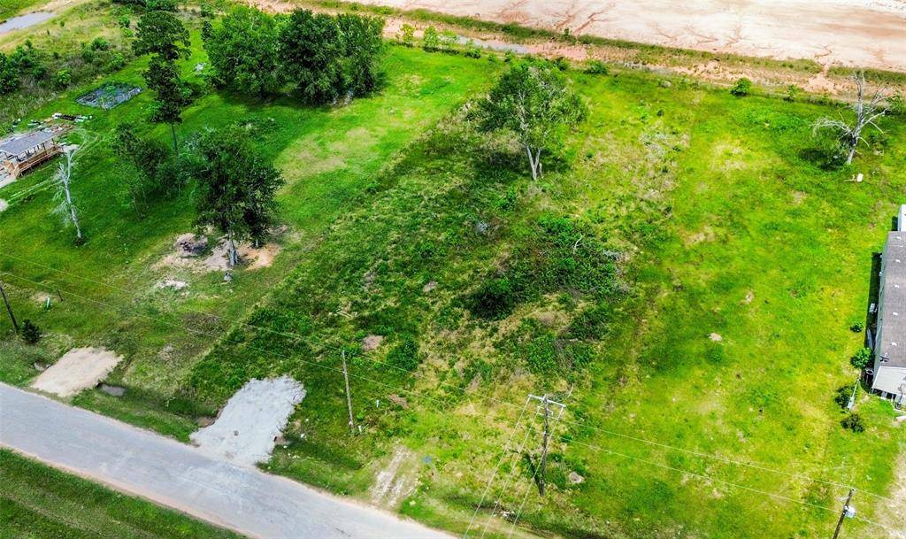 Cleveland, TX 77327,347 County Road 5043