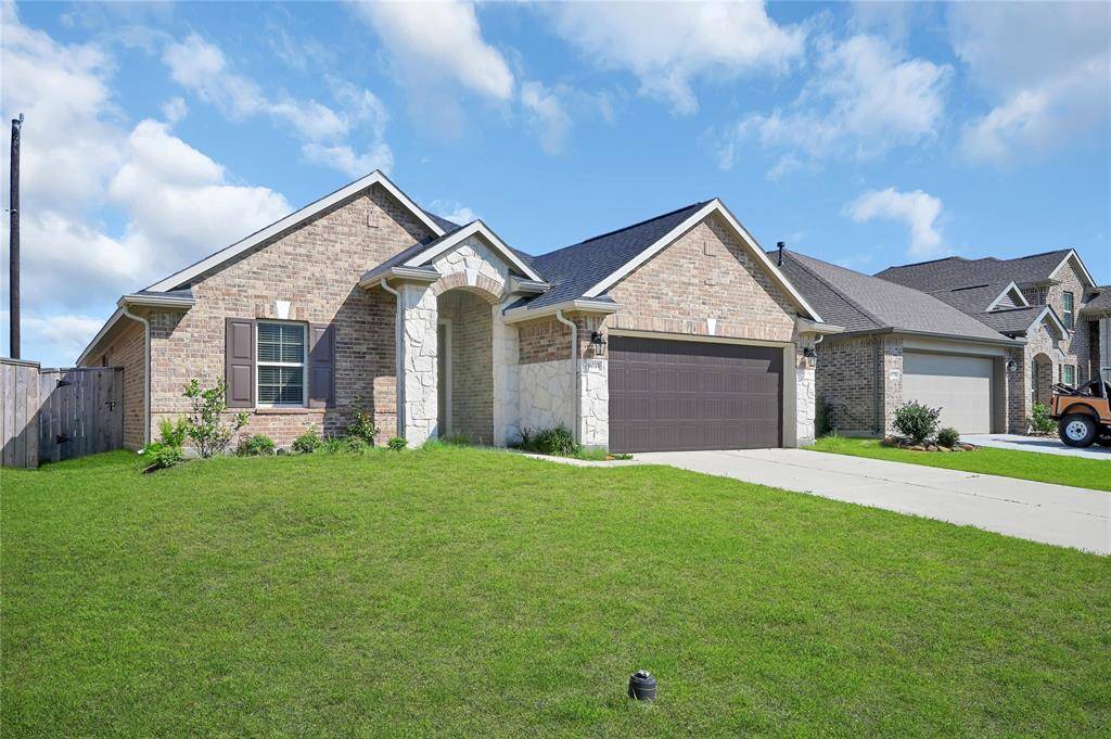 Baytown, TX 77521,9035 Brazos DR