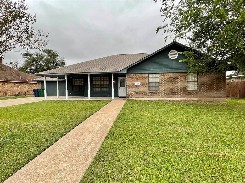 Angleton, TX 77515,809 Manor DR