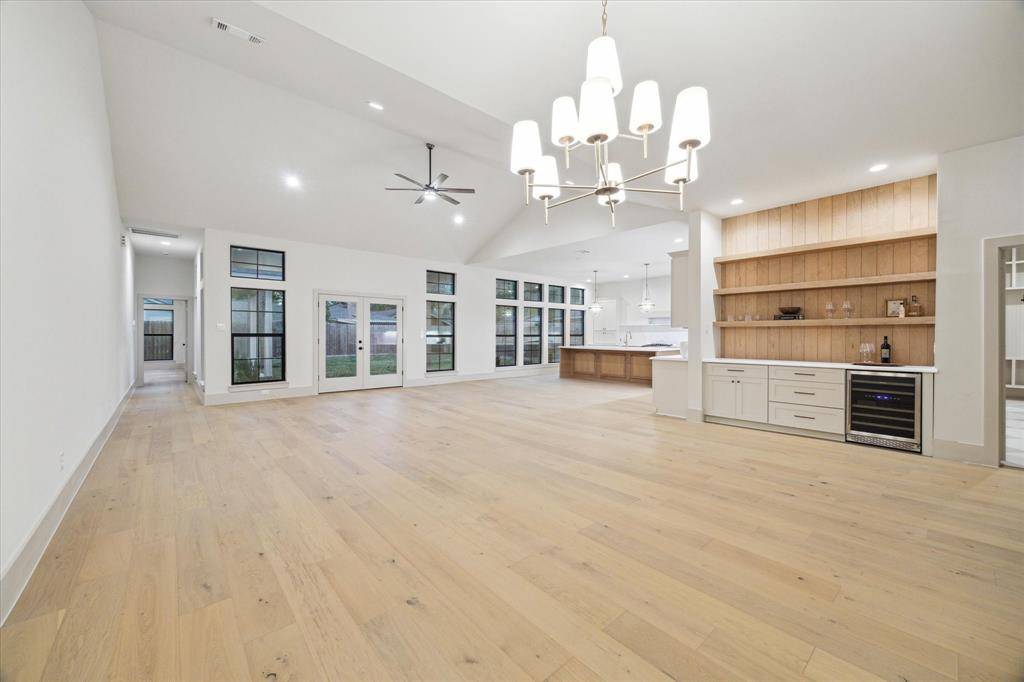 Houston, TX 77043,10210 Ivyridge RD