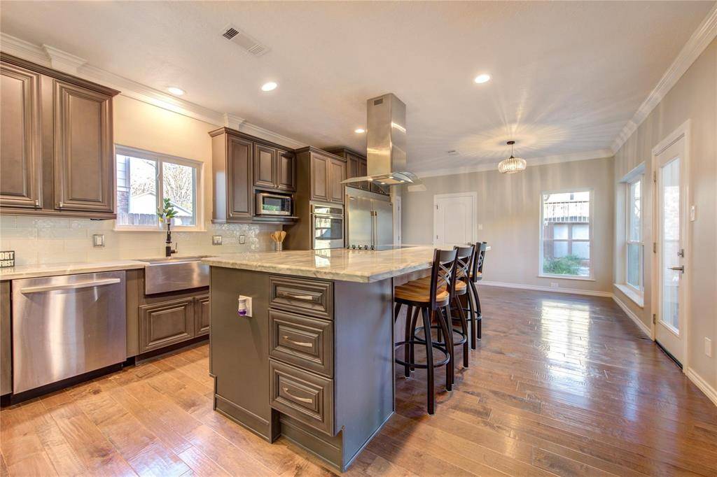 Houston, TX 77079,1030 Crossroads DR