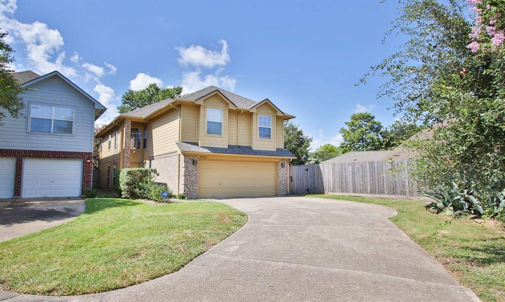 Houston, TX 77040,8223 Country Wind CT