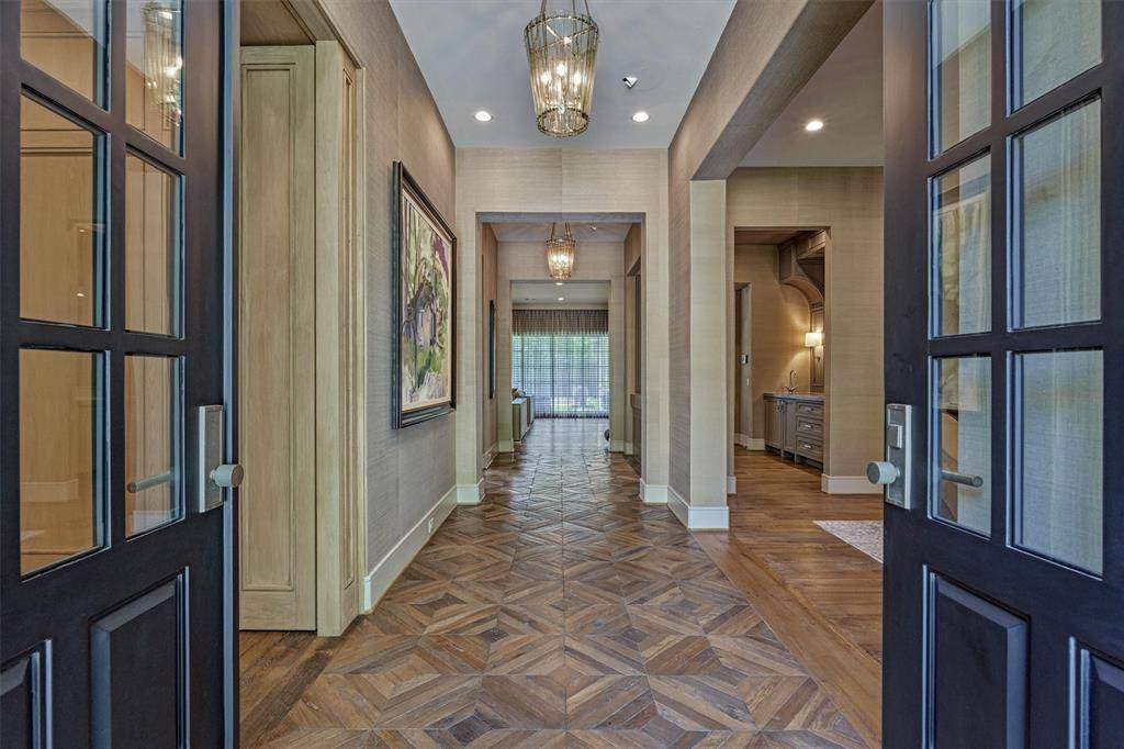 Houston, TX 77027,3637 Meadow Lake LN