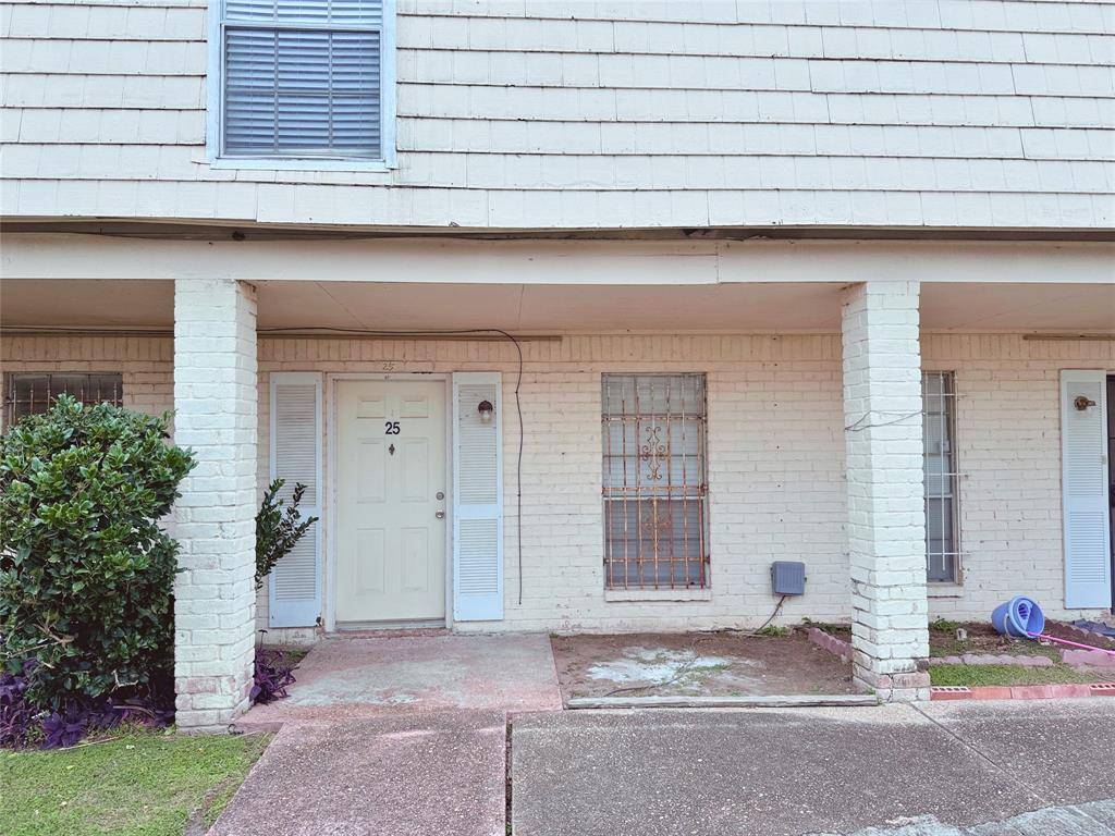 Houston, TX 77036,6201 Ranchester DR #25