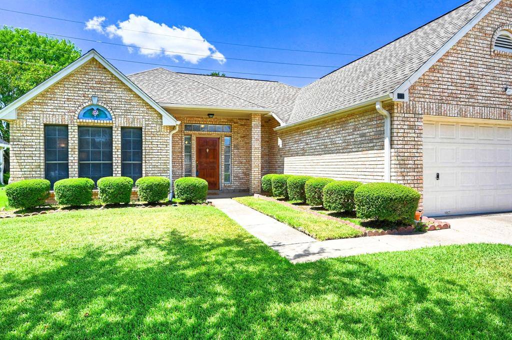 Pearland, TX 77584,826 W Peach Hollow CIR