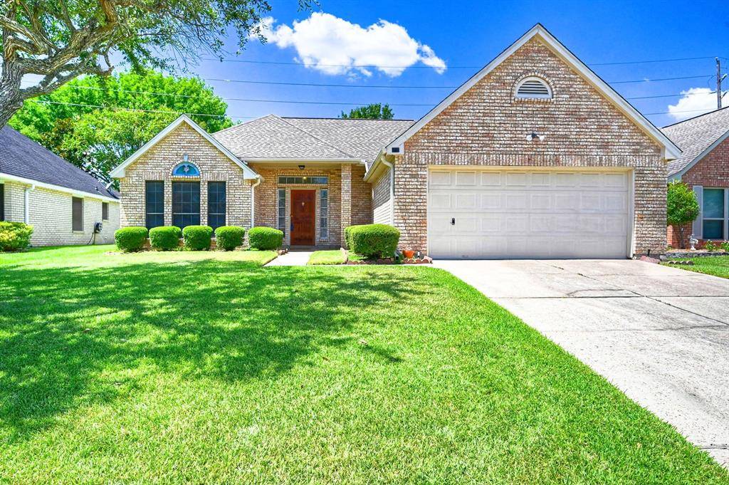 Pearland, TX 77584,826 W Peach Hollow CIR