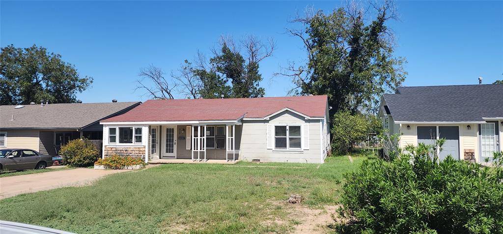 Ballinger, TX 76821,910 N 5th ST