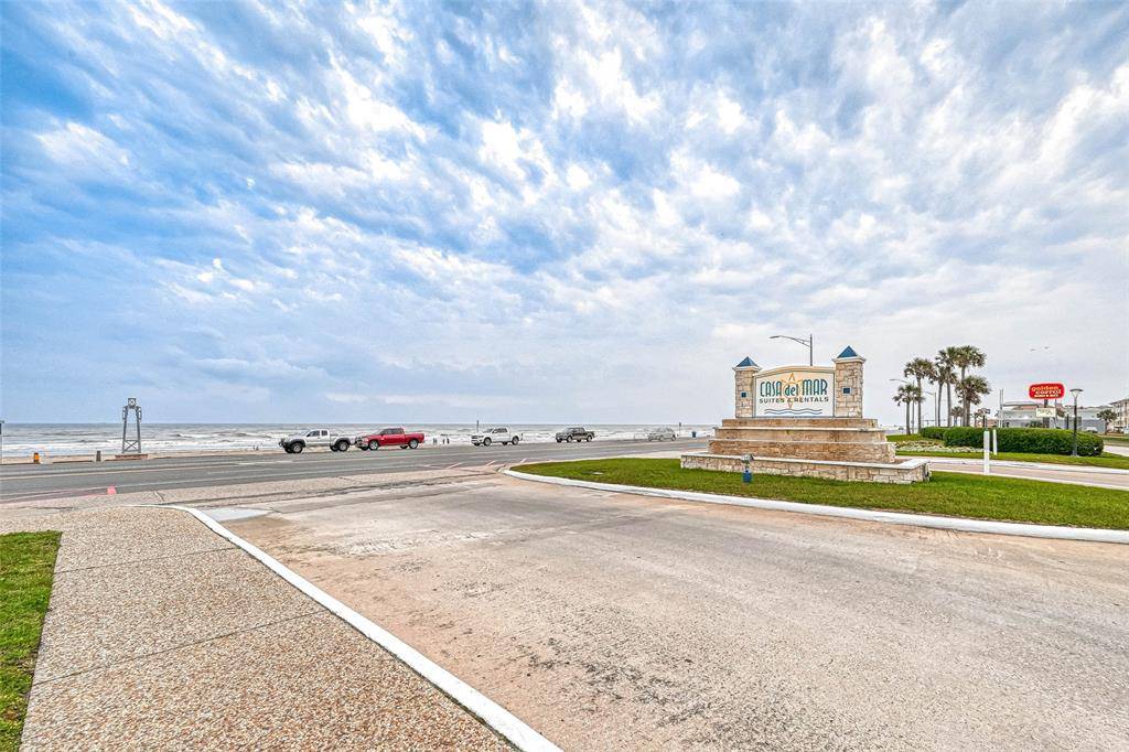 Galveston, TX 77551,6102 Seawall BLVD #316