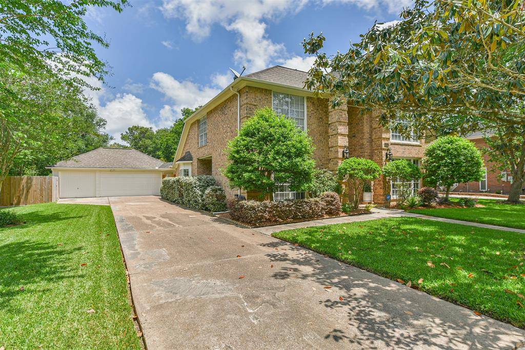 Friendswood, TX 77546,1307 Merriewood DR