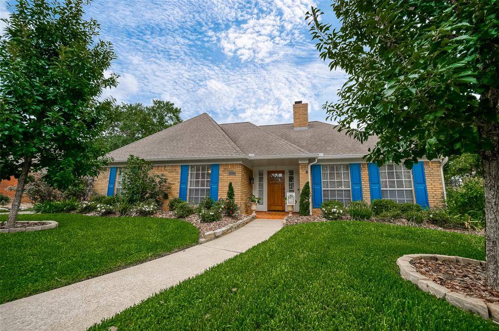 Houston, TX 77062,15218 Greenleaf LN