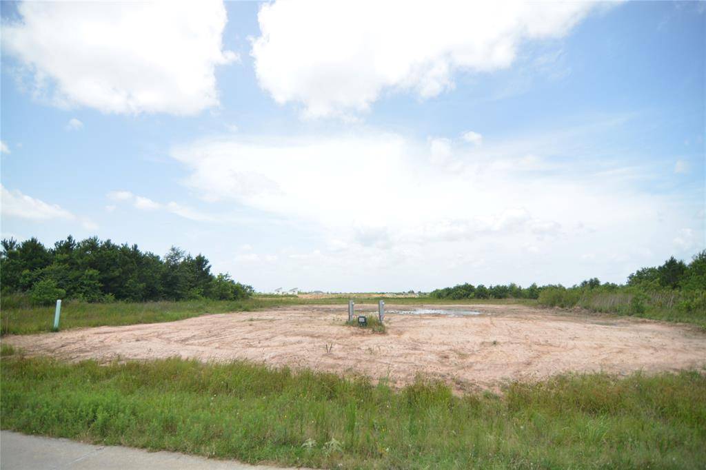 Cleveland, TX 77327,7716 Amanda Dr