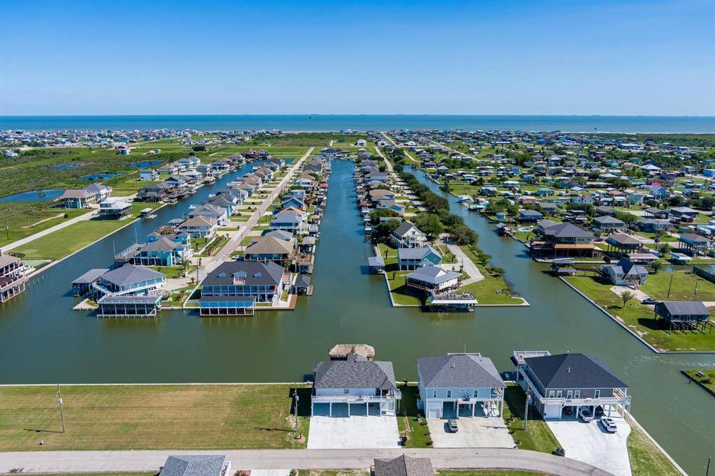 Crystal Beach, TX 77650,1291 Lagoon DR