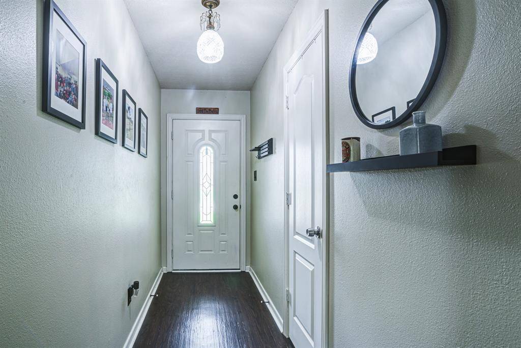 League City, TX 77573,205 Oakwood ST