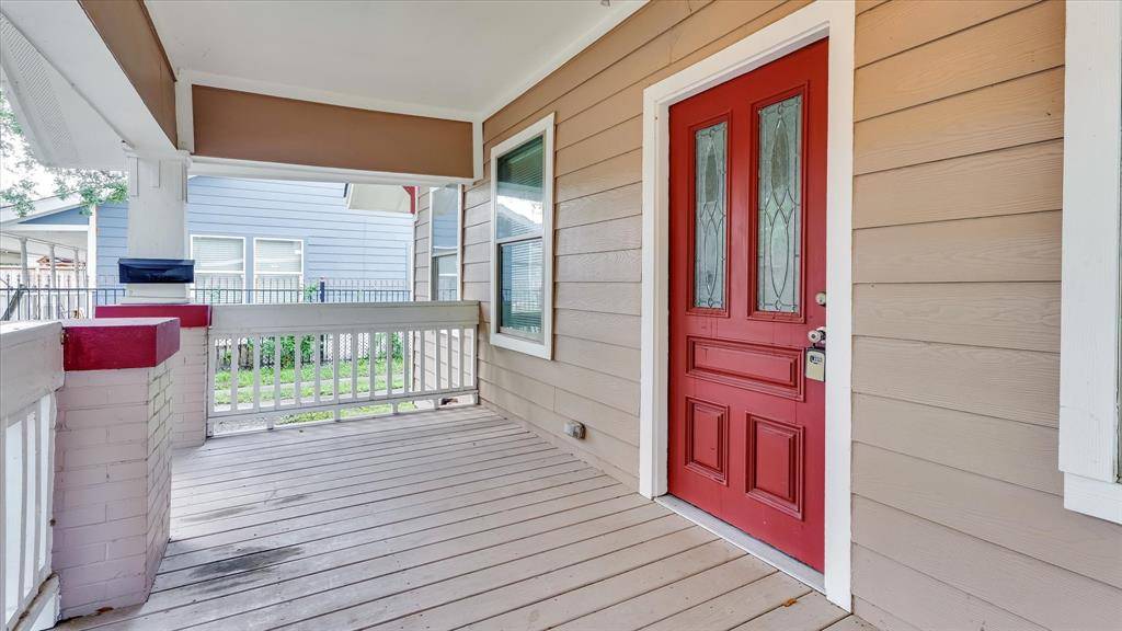 Houston, TX 77023,4208 Walker ST