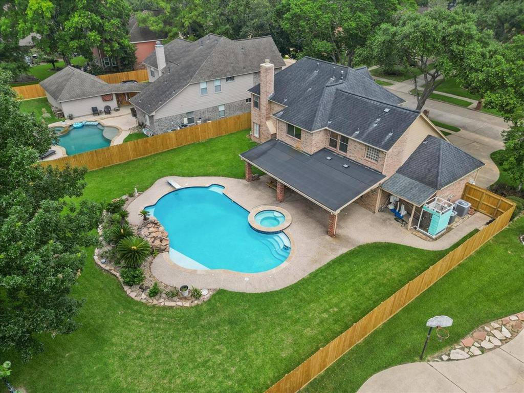 Friendswood, TX 77546,306 Melodywood DR