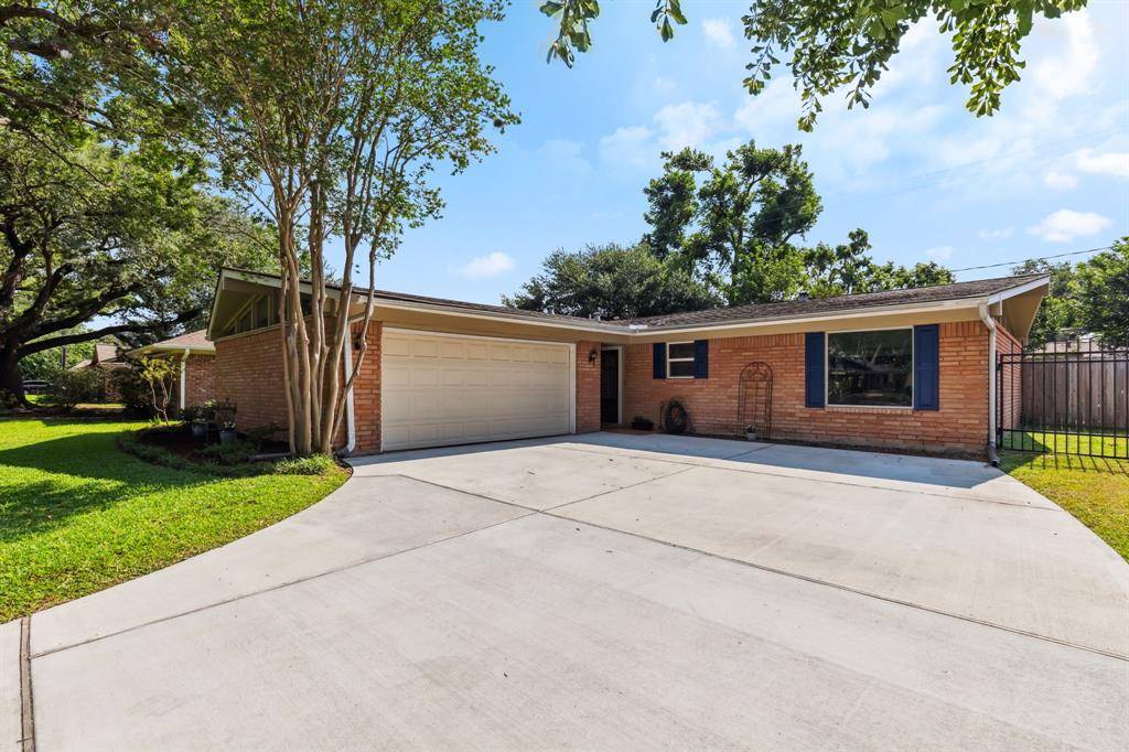 Houston, TX 77025,9123 Kapri LN