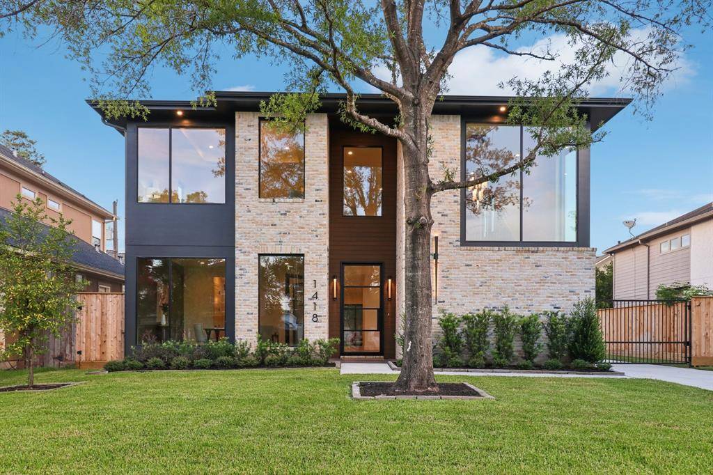 Houston, TX 77018,1418 Woodcrest DR