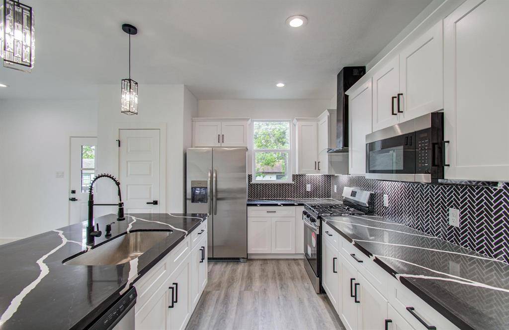Houston, TX 77016,6531 Rosemary LN